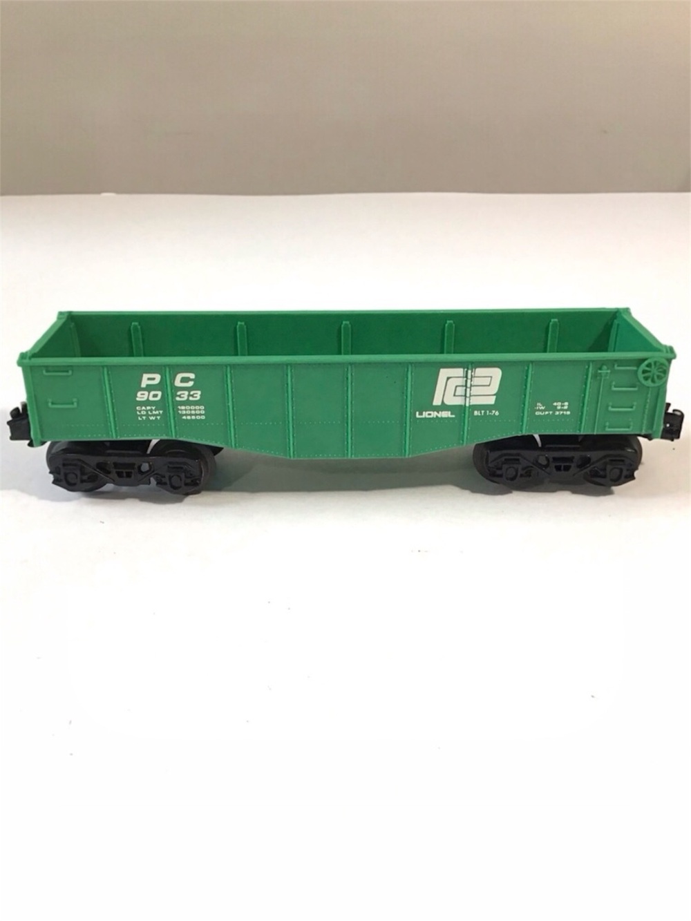 1976 LIONEL Penn Central Gondola Freight Train Car PC 9033 Green O Scale Vintage